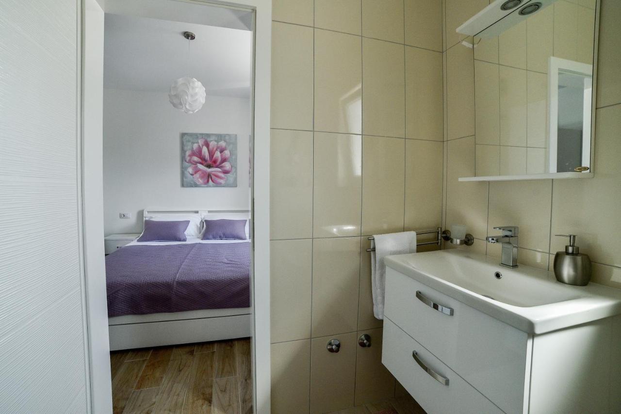 Holiday Home Mb Ražanj Exterior foto