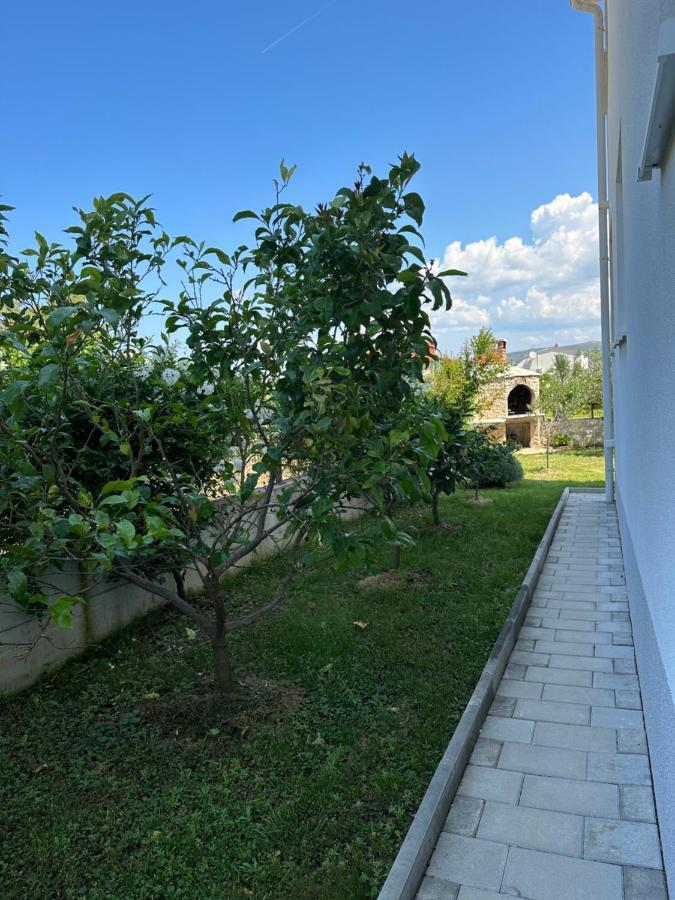 Holiday Home Mb Ražanj Exterior foto
