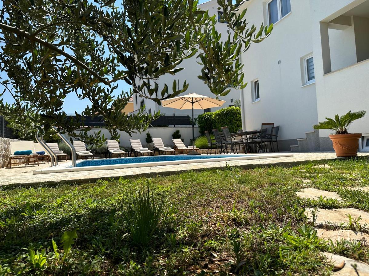Holiday Home Mb Ražanj Exterior foto